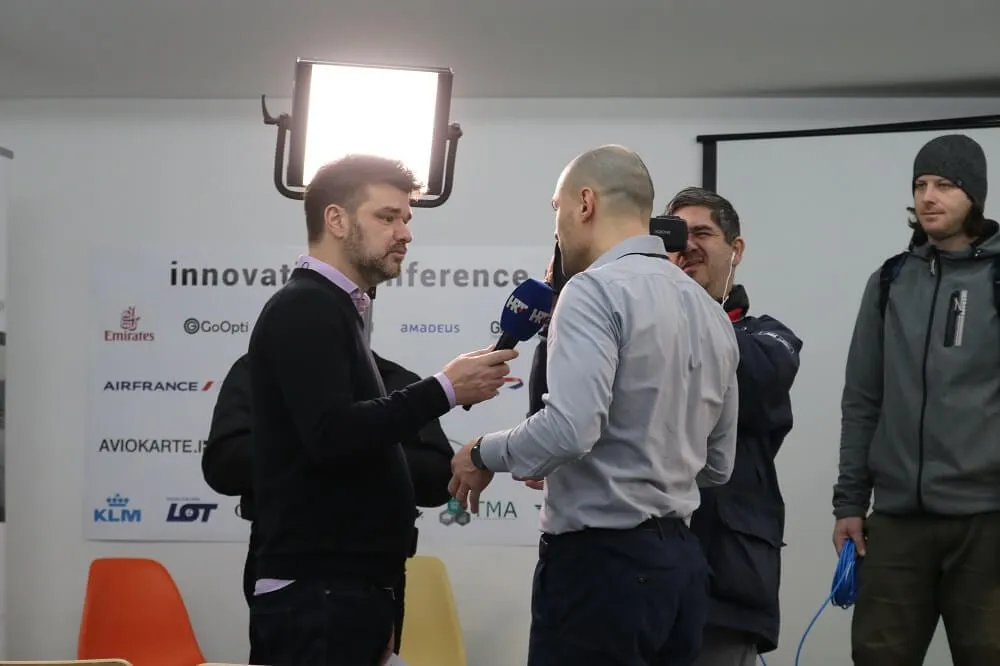 Razgovor na pozornici TMC konferencije u Gackoj 16
